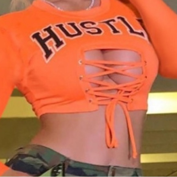 💋HUSTLE Distress Crop full Long arm Sleeve in Shirt - Picture 3 of 4